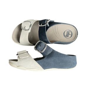 Rare two tone double buckle Fitflop sandals (Women 7)